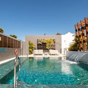 Hotel Silvi By Tam